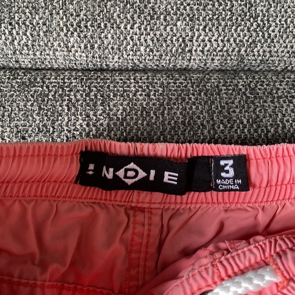 Super cute boys swim shorts - size 3 - Picture 2 of 4